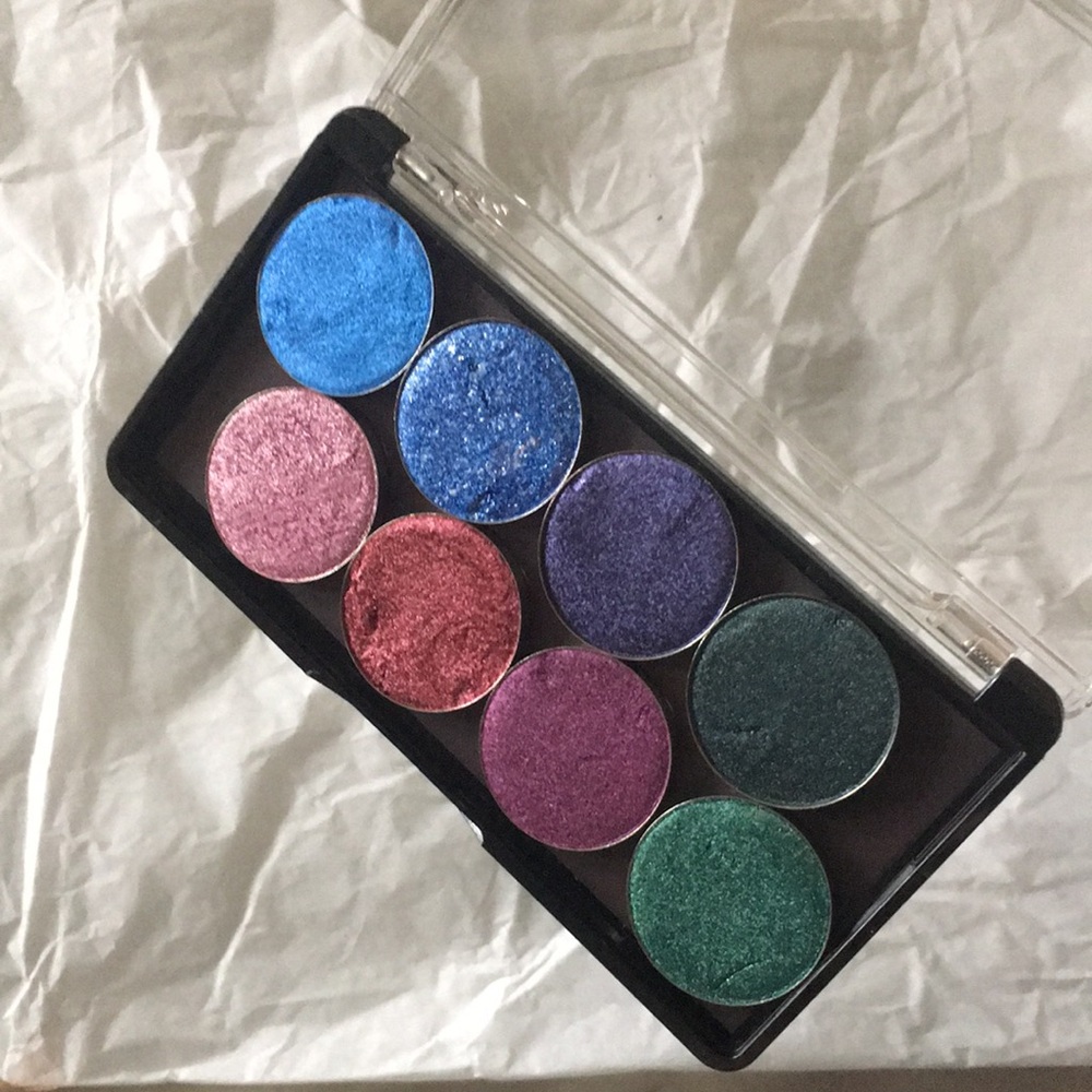 Sydney Grace eyeshadow singles.